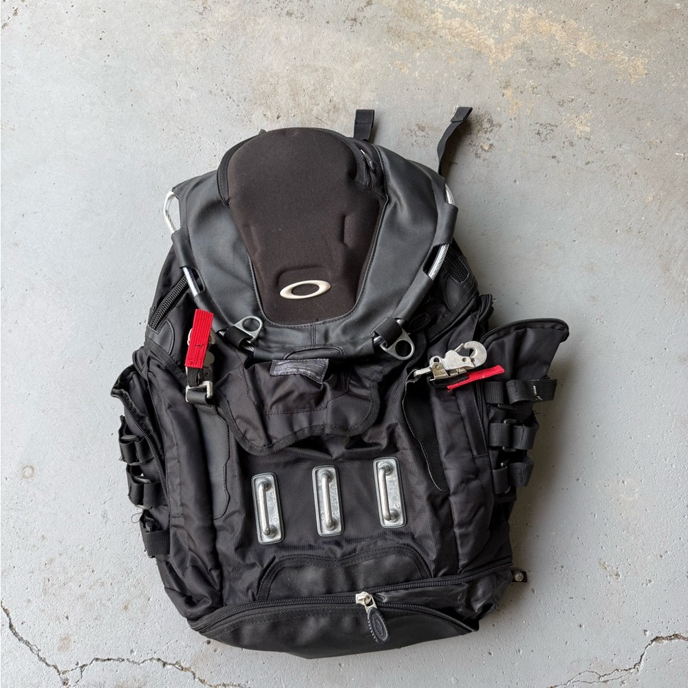 Oakley Kitchen Sink Backpack